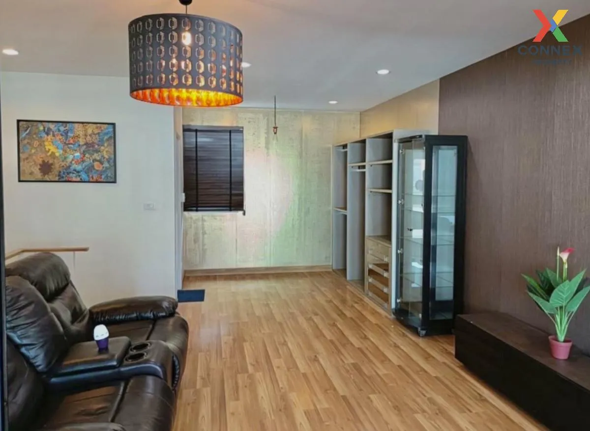 ขายทาวน์เฮ้าส์/ทาวน์โฮม  วิลเลต ซิตี้ พัฒนาการ 38 MRT-กลันตัน (สา 4