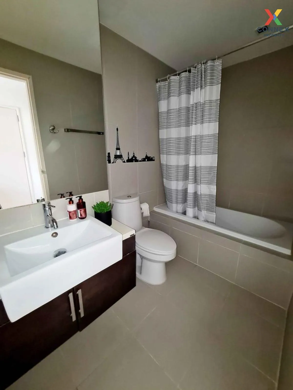 For Rent Condo , Noble Remix , BTS-Thong Lo , Khlong Tan , Wattha For Rent Condo , Noble Remix , BTS-Thong Lo , Khlong Tan , Wattha 4