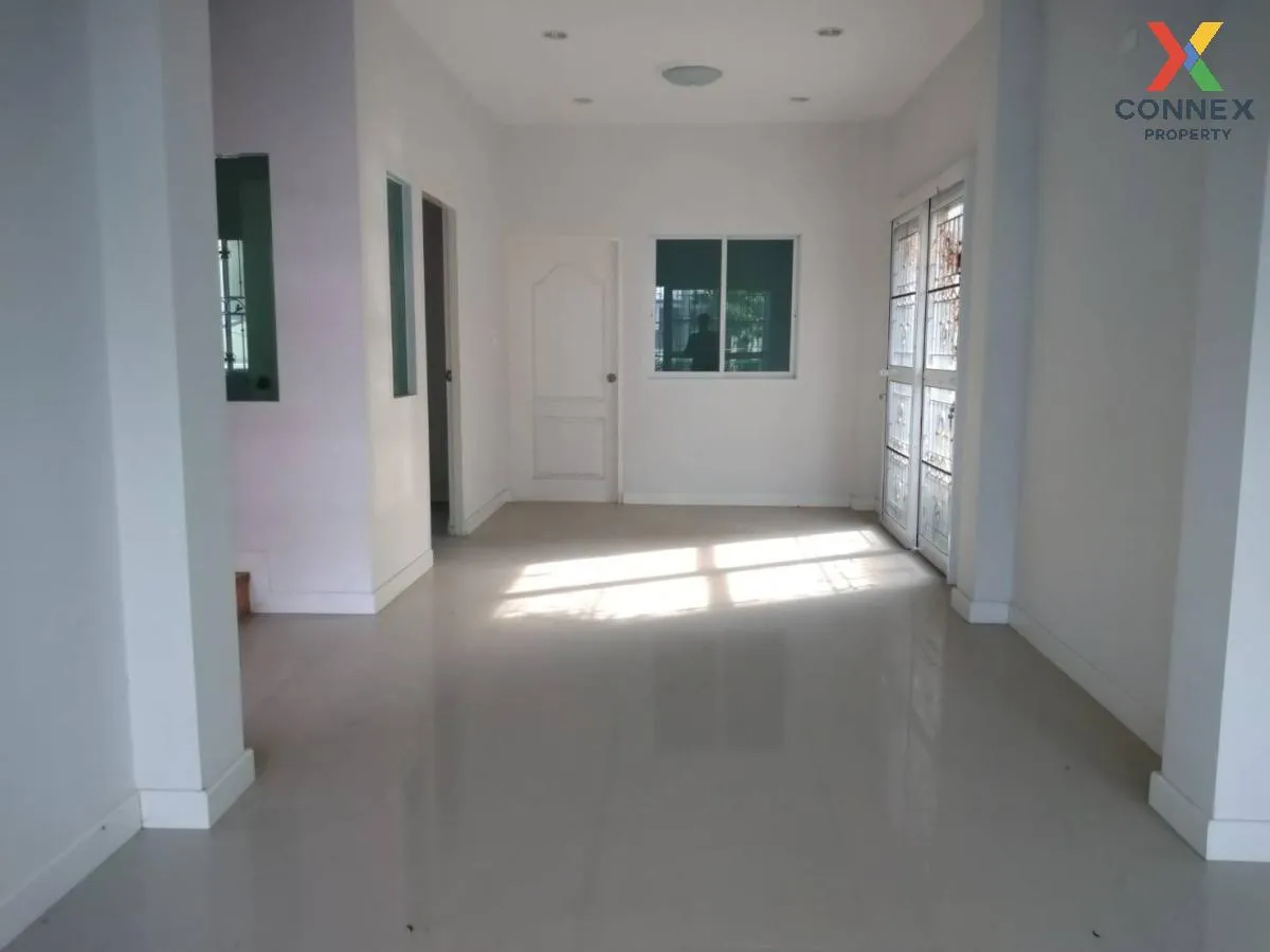 For Sale House , Print Pichada , wide frontage , San Klang , San  For Sale House , Print Pichada , wide frontage , San Klang , San  3