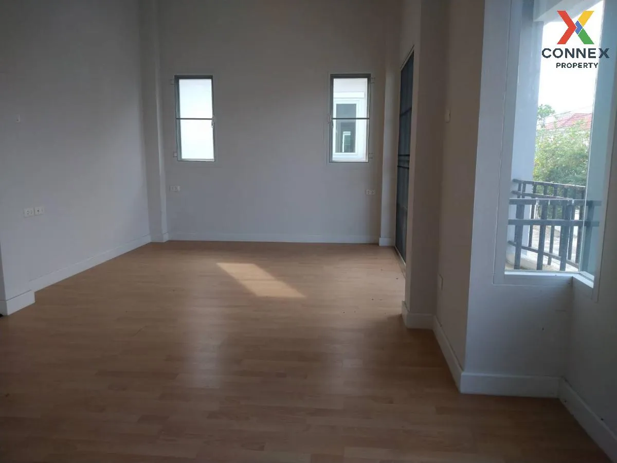 For Sale House , Print Pichada , wide frontage , San Klang , San  For Sale House , Print Pichada , wide frontage , San Klang , San