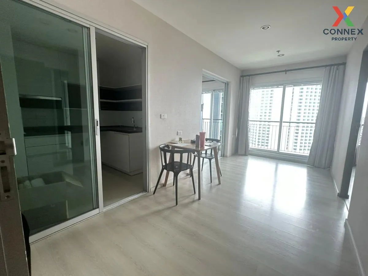 For Sale Condo , Life Ratchadapisek , high floor , MRT-Huai Khwan For Sale Condo , Life Ratchadapisek , high floor , MRT-Huai Khwan 4