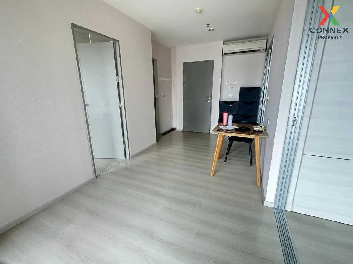 For Sale Condo , Life Ratchadapisek , high floor , MRT-Huai Khwan For Sale Condo , Life Ratchadapisek , high floor , MRT-Huai Khwan