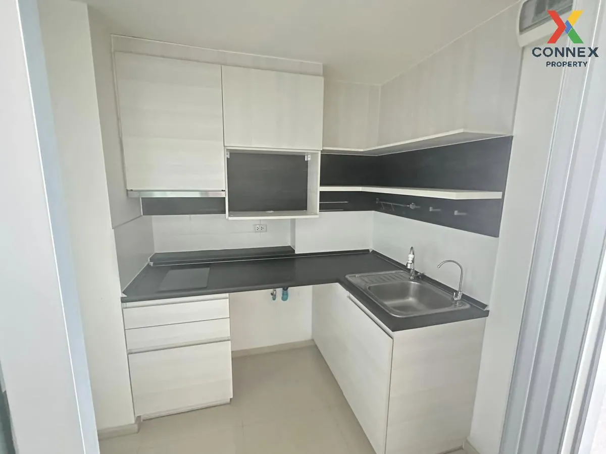 For Sale Condo , Life Ratchadapisek , high floor , MRT-Huai Khwan For Sale Condo , Life Ratchadapisek , high floor , MRT-Huai Khwan