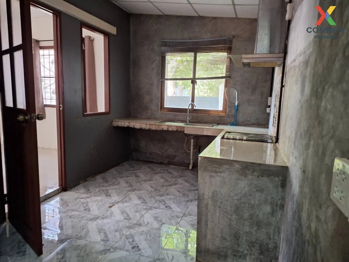 For Sale House , Parichat Klong 4 , Khlong Si , khlong Luang , Pa 4