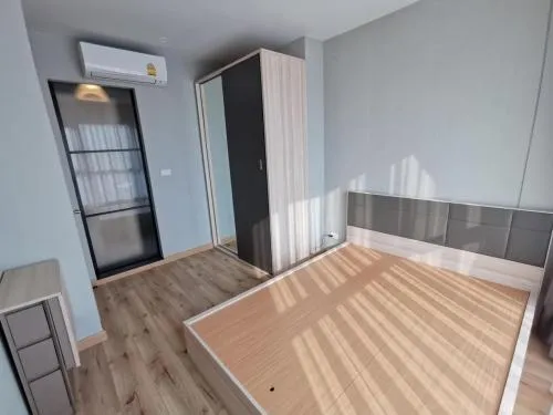 เช่าคอนโด  บริกซ์ คอนโดมิเนียม MRT-สิรินธร บางยี่ขัน เขต บางพลัด กรุงเทพ CX-96456