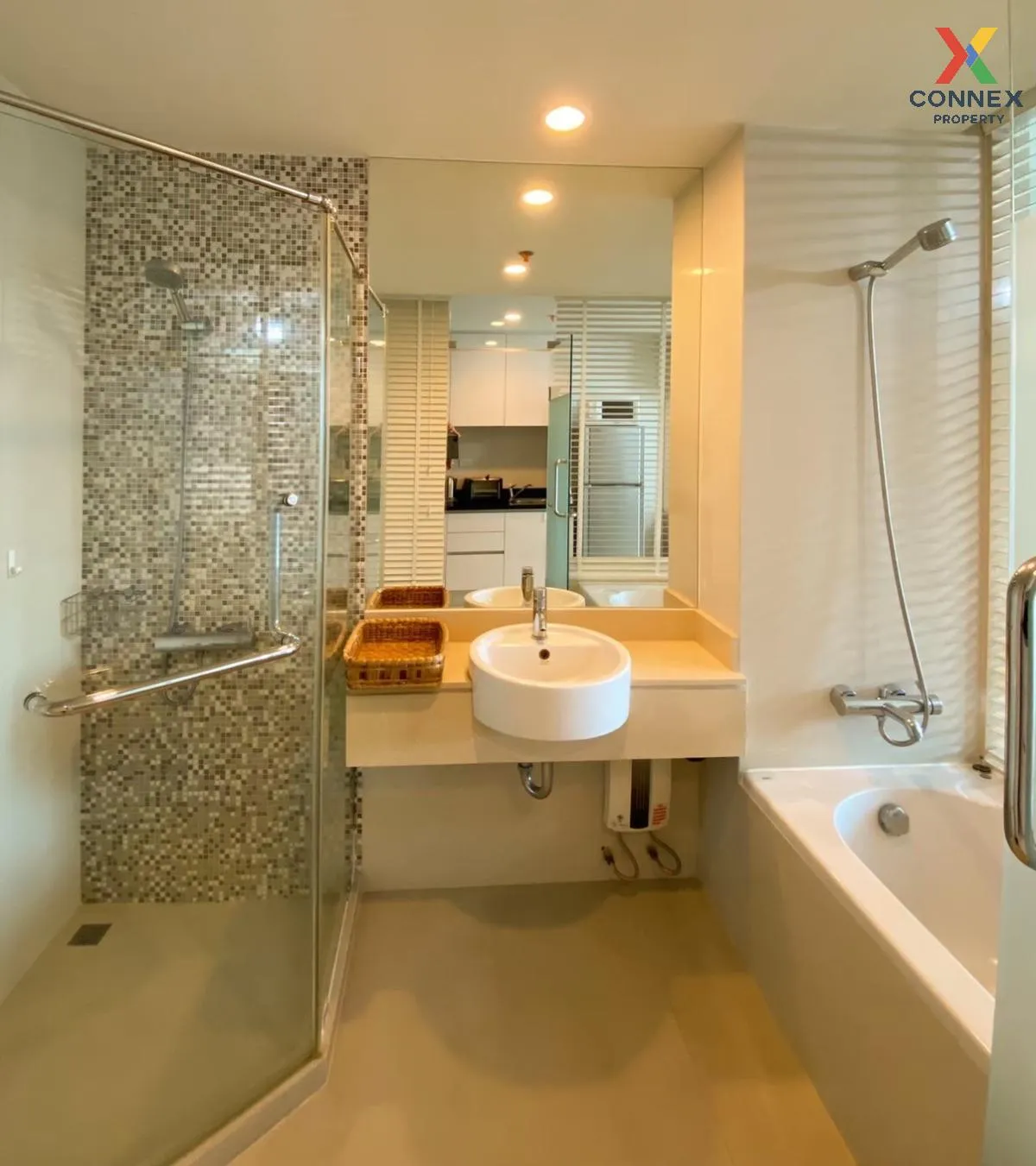 เช่าคอนโด  เดอะ ราชดำริ BTS-สถานีราชดำริ ทุ่งมหาเมฆ เขต ปทุมวัน ก