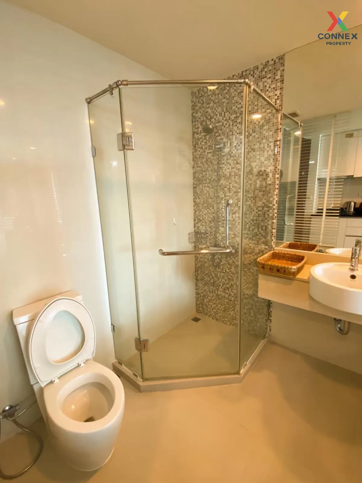 เช่าคอนโด  เดอะ ราชดำริ BTS-สถานีราชดำริ ทุ่งมหาเมฆ เขต ปทุมวัน ก