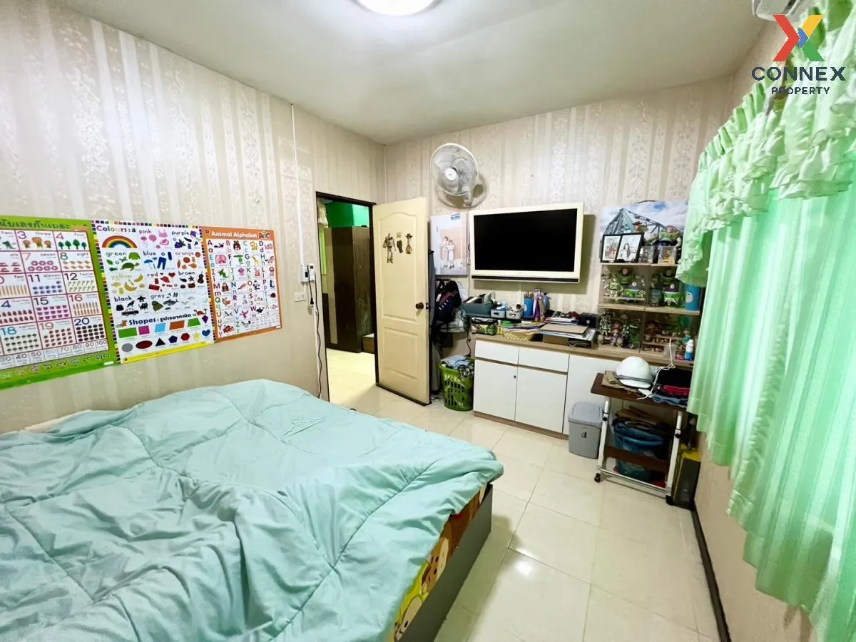 For Sale Townhouse/Townhome  , Chitra Place Village , Suan Luang 