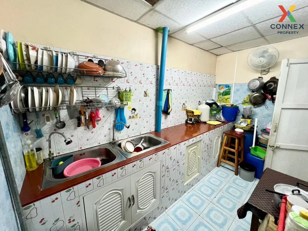 For Sale Townhouse/Townhome  , Chitra Place Village , Suan Luang 