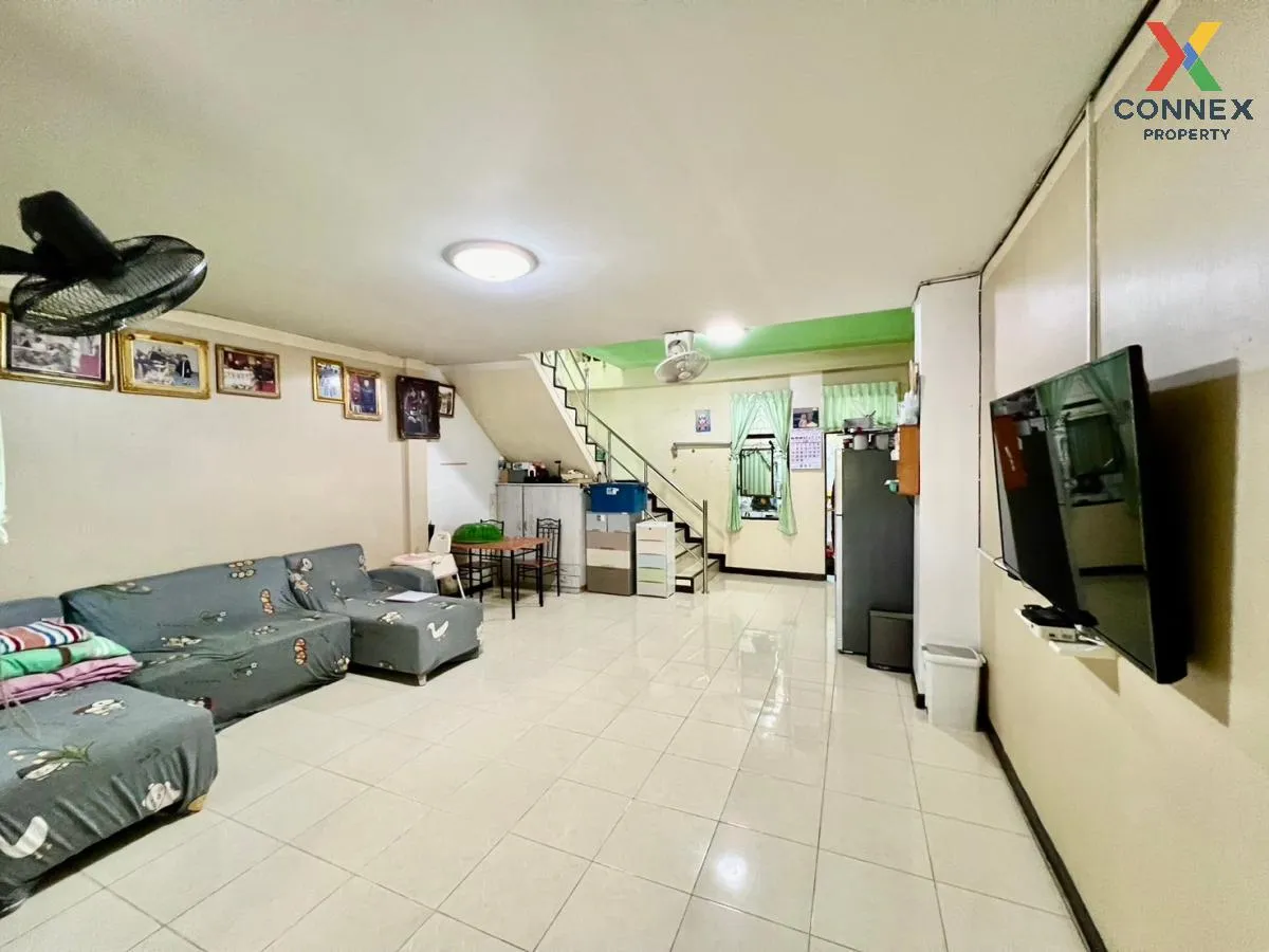 For Sale Townhouse/Townhome  , Chitra Place Village , Suan Luang  4