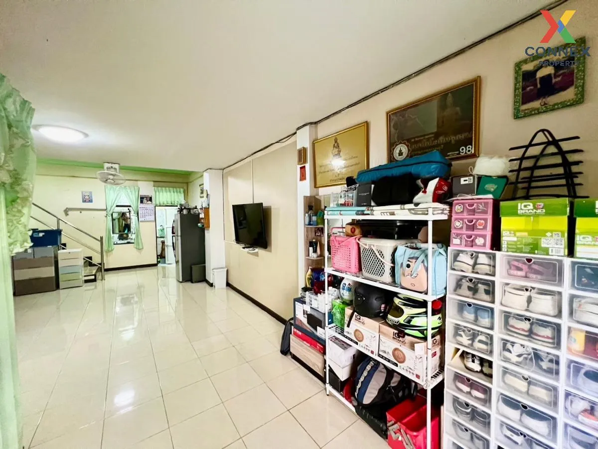 For Sale Townhouse/Townhome  , Chitra Place Village , Suan Luang 