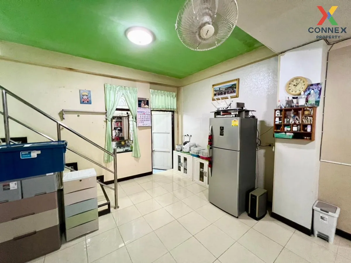 For Sale Townhouse/Townhome  , Chitra Place Village , Suan Luang 