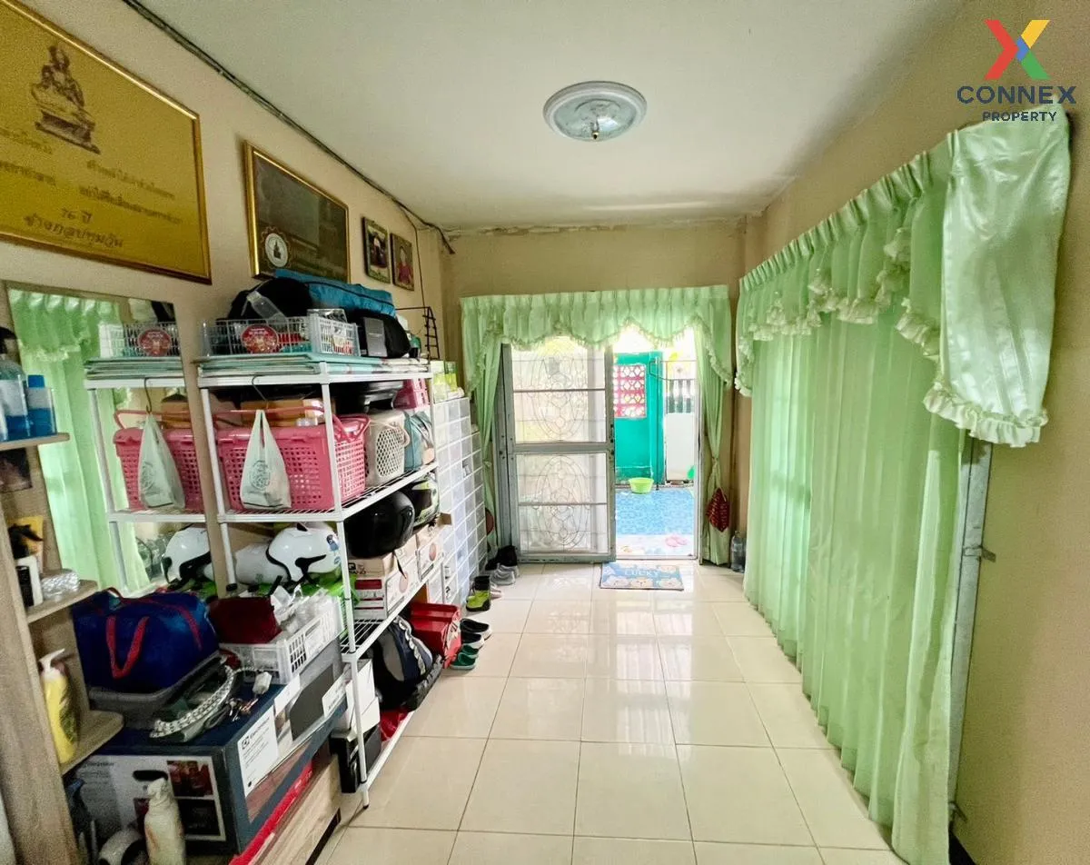 For Sale Townhouse/Townhome  , Chitra Place Village , Suan Luang 
