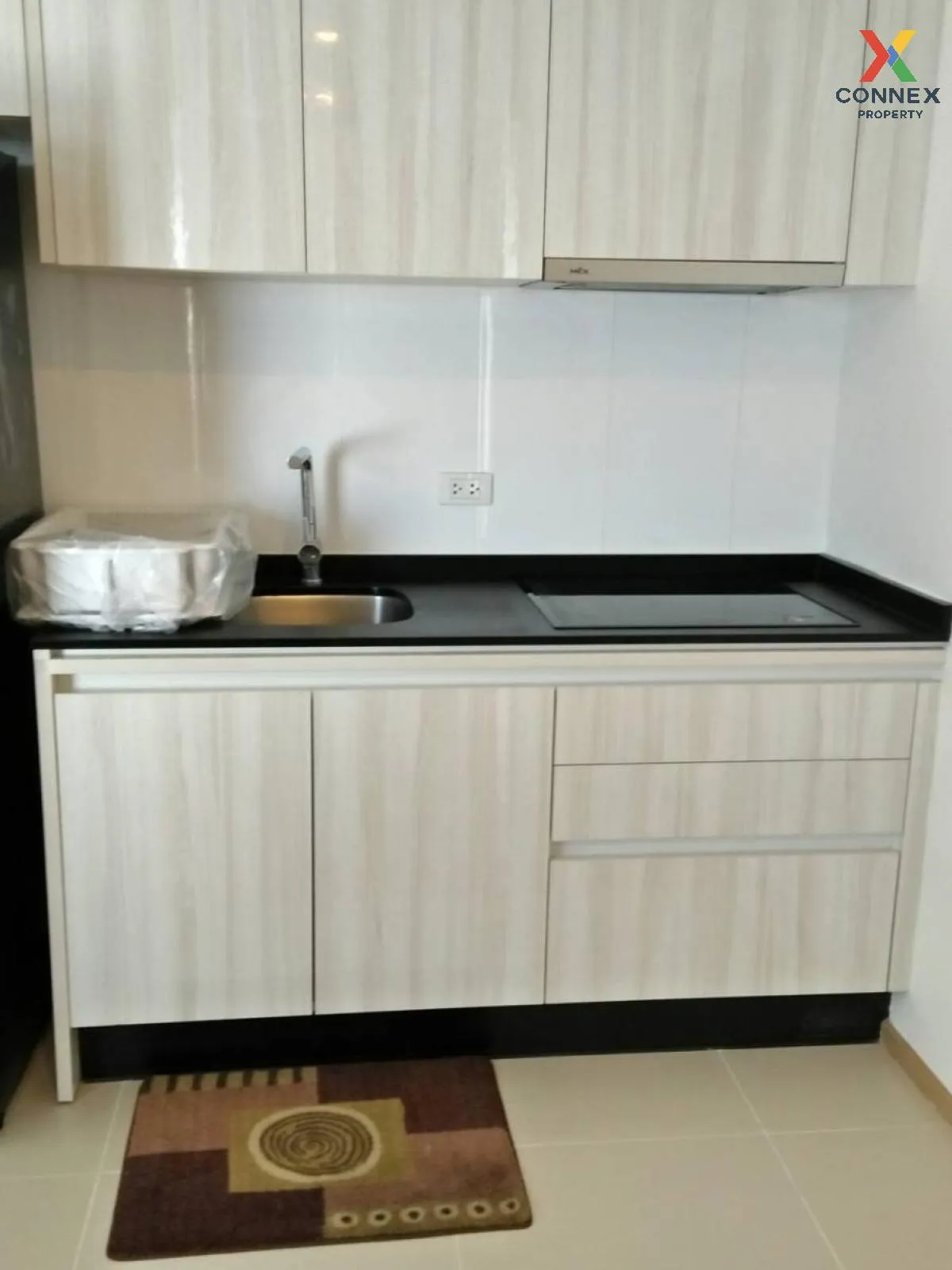 เช่าคอนโด  เอช คิว ทองหล่อ BTS-ทองหล่อ คลองตันเหนือ เขต วัฒนา กรุ