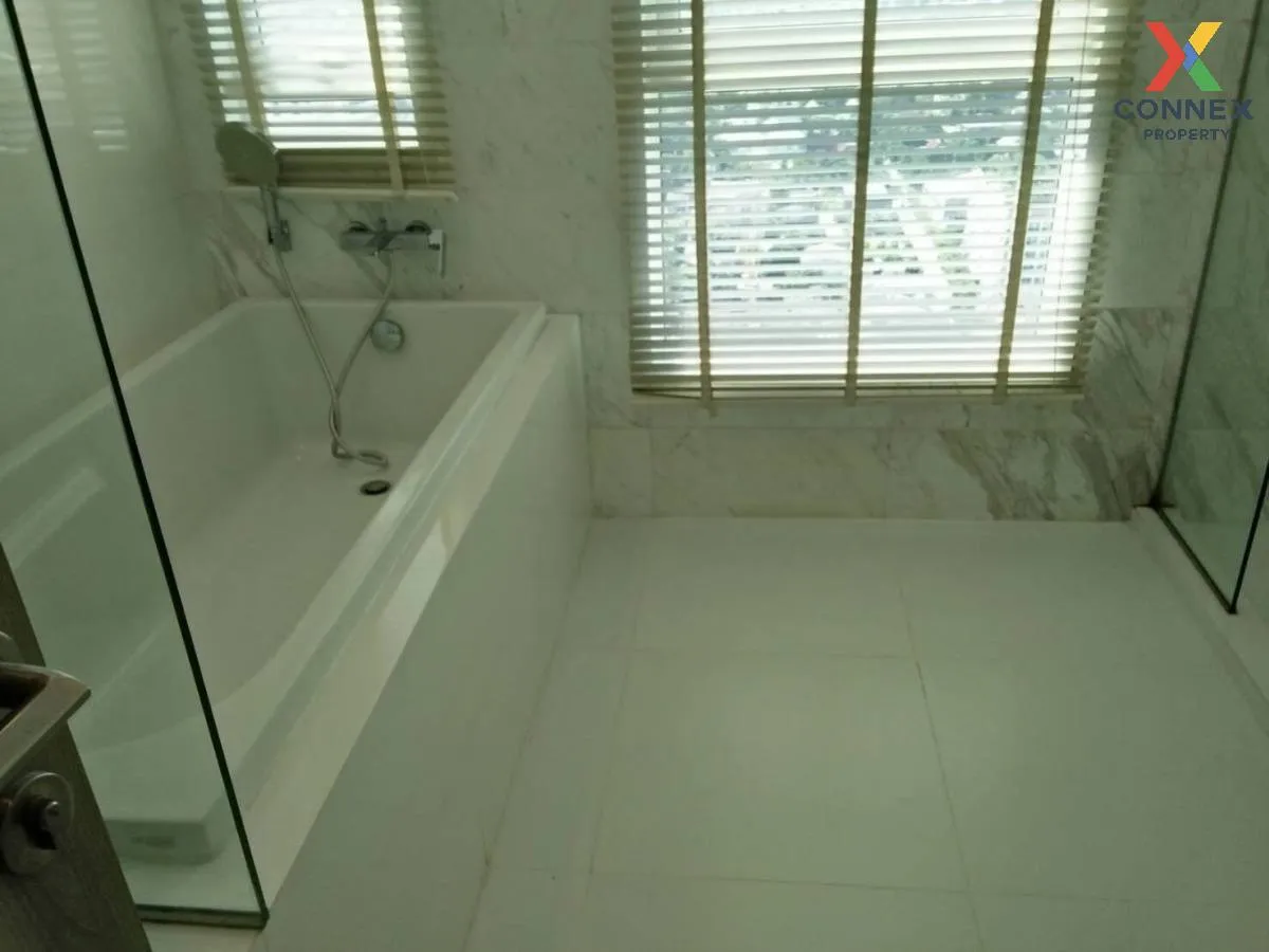 เช่าคอนโด  เอช คิว ทองหล่อ BTS-ทองหล่อ คลองตันเหนือ เขต วัฒนา กรุ