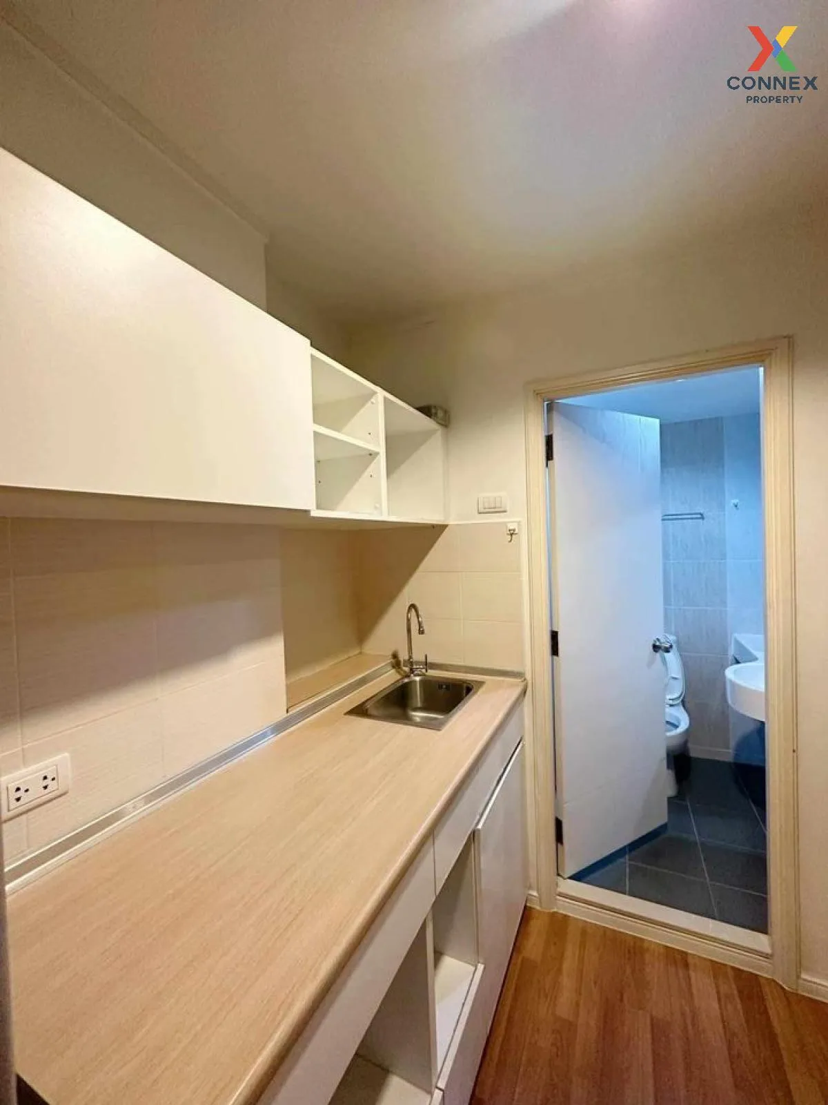 For Sale Condo , Lumpini Place Suksawat - Rama 2 , Chomphon , Cho