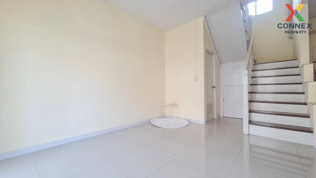 For Sale Townhouse/Townhome  , BAAN PISAN TEANTALAY 20 (2) , newl For Sale Townhouse/Townhome  , BAAN PISAN TEANTALAY 20 (2) , newl 3