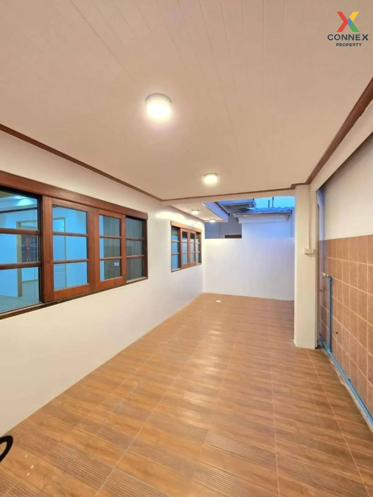 ขายทาวน์เฮ้าส์/ทาวน์โฮม  บ้านบัวทอง 4 บ้านกล้วย-ไทรน้อย รีโนเวทให