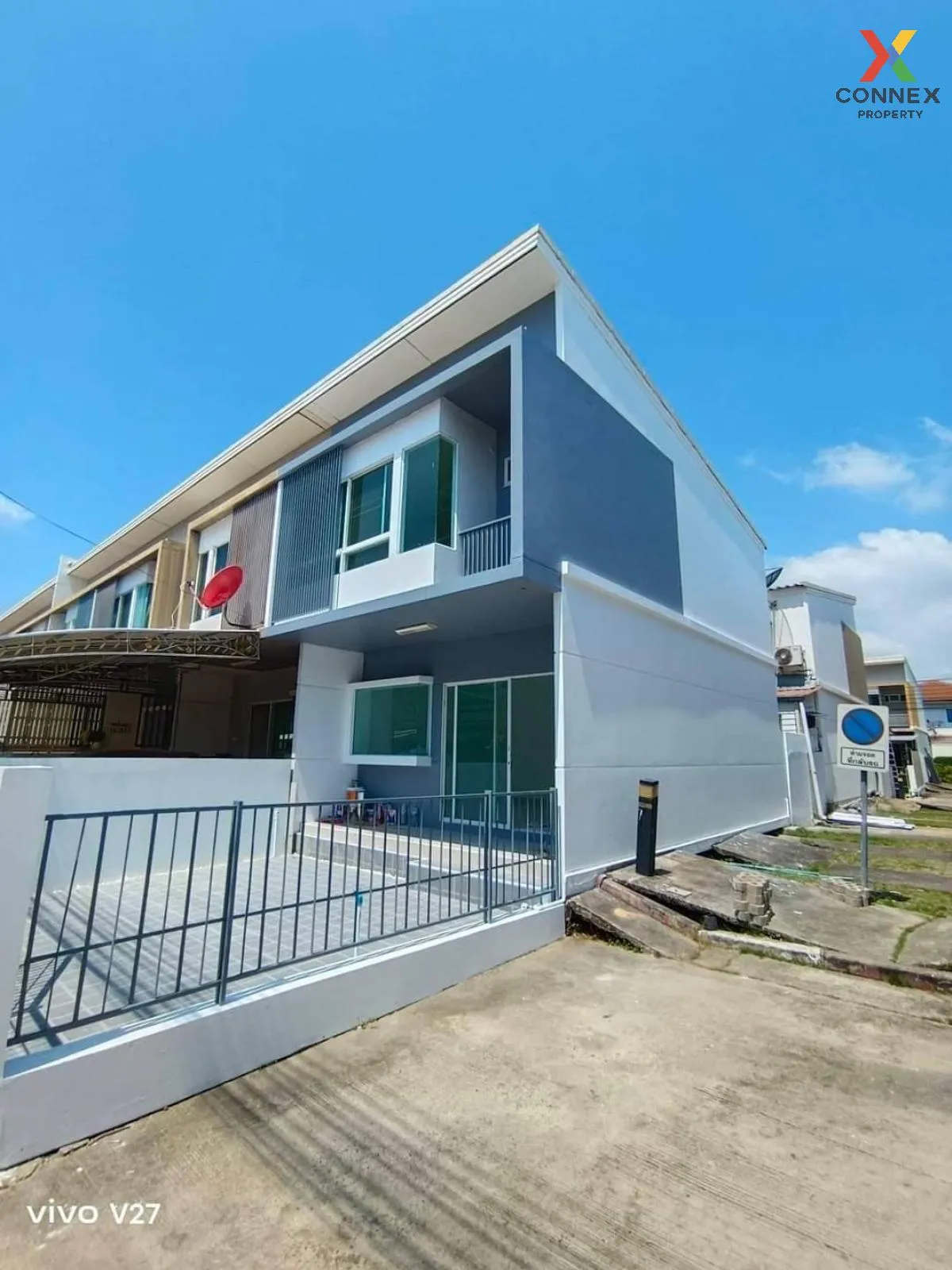 ขายทาวน์เฮ้าส์/ทาวน์โฮม  อินดี้ ประชาอุทิศ 1 ห้องมุม รีโนเวทใหม่  ขายทาวน์เฮ้าส์/ทาวน์โฮม  อินดี้ ประชาอุทิศ 1 ห้องมุม รีโนเวทใหม่  2