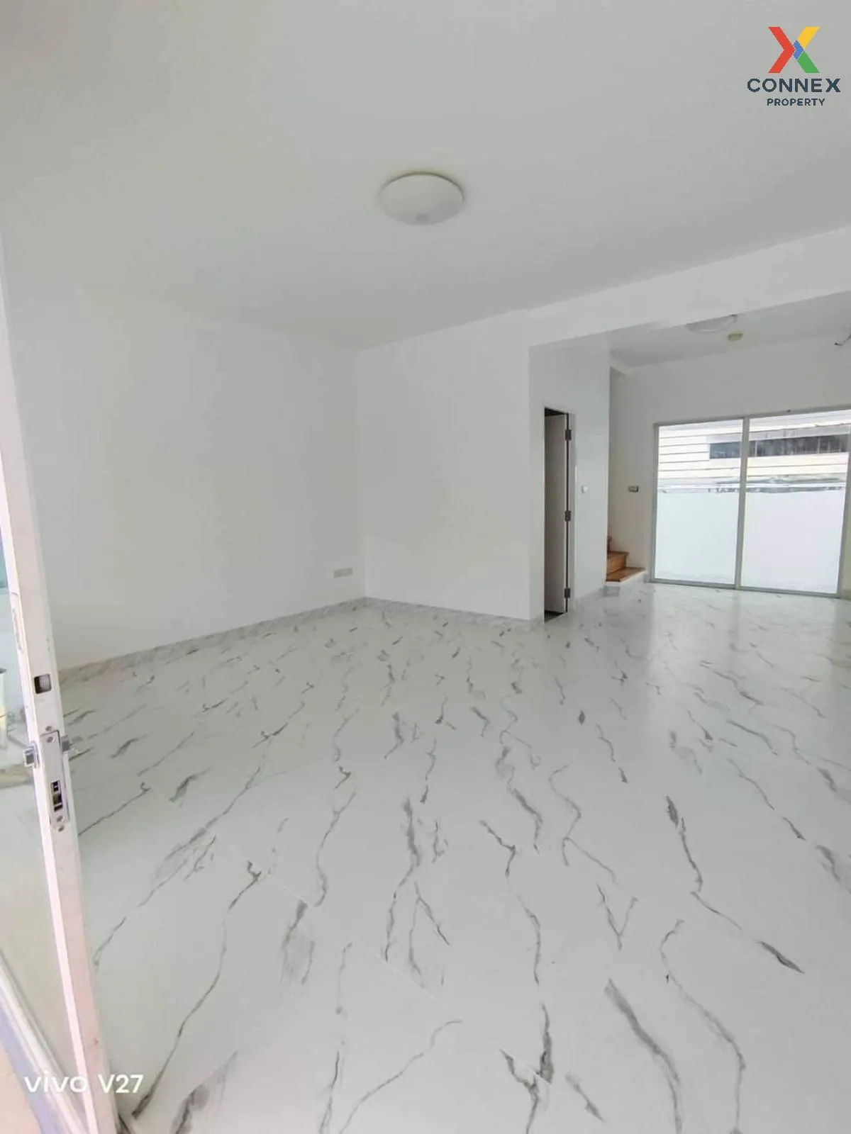 ขายทาวน์เฮ้าส์/ทาวน์โฮม  อินดี้ ประชาอุทิศ 1 ห้องมุม รีโนเวทใหม่  ขายทาวน์เฮ้าส์/ทาวน์โฮม  อินดี้ ประชาอุทิศ 1 ห้องมุม รีโนเวทใหม่