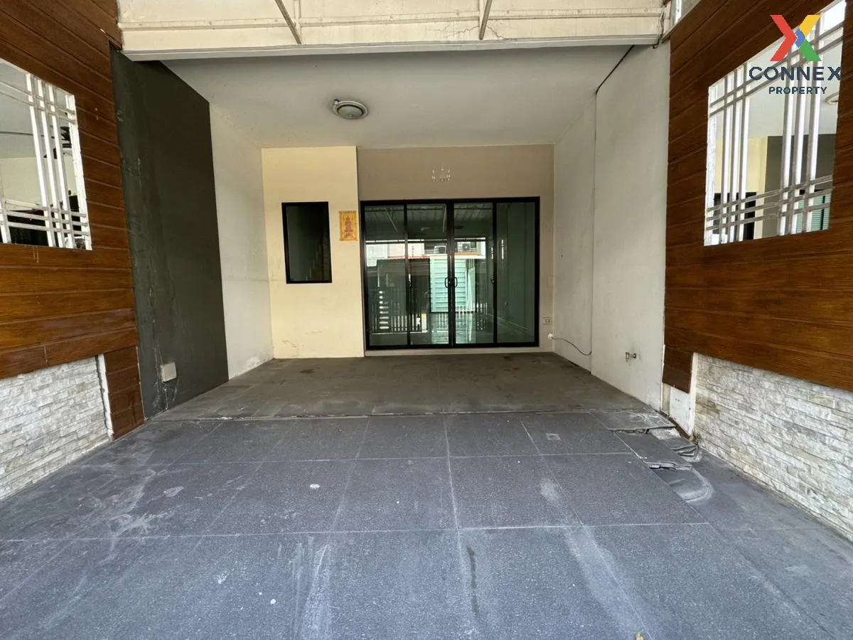 For Sale Townhouse/Townhome  , SIXNATURE KALPAPRUEK , MRT-Lak Son 2