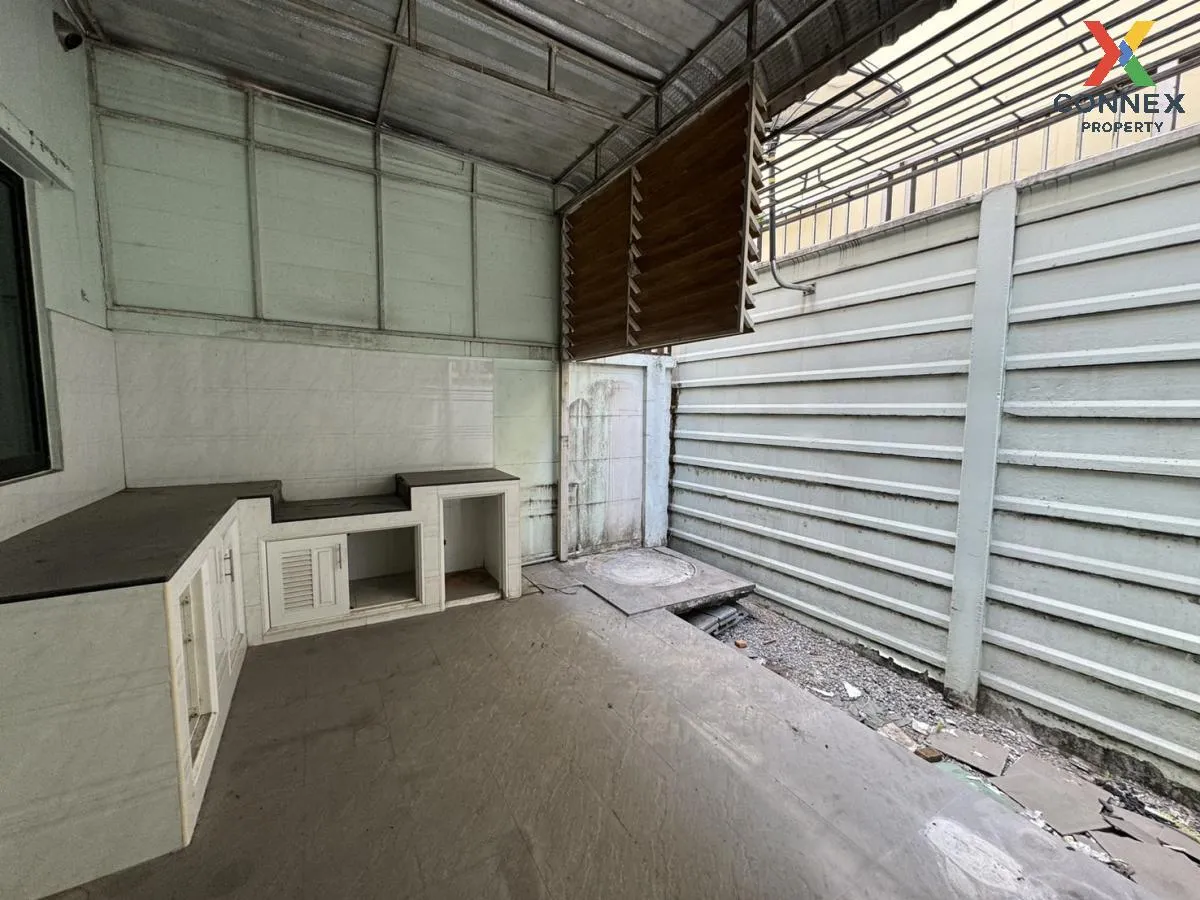 For Sale Townhouse/Townhome  , SIXNATURE KALPAPRUEK , MRT-Lak Son