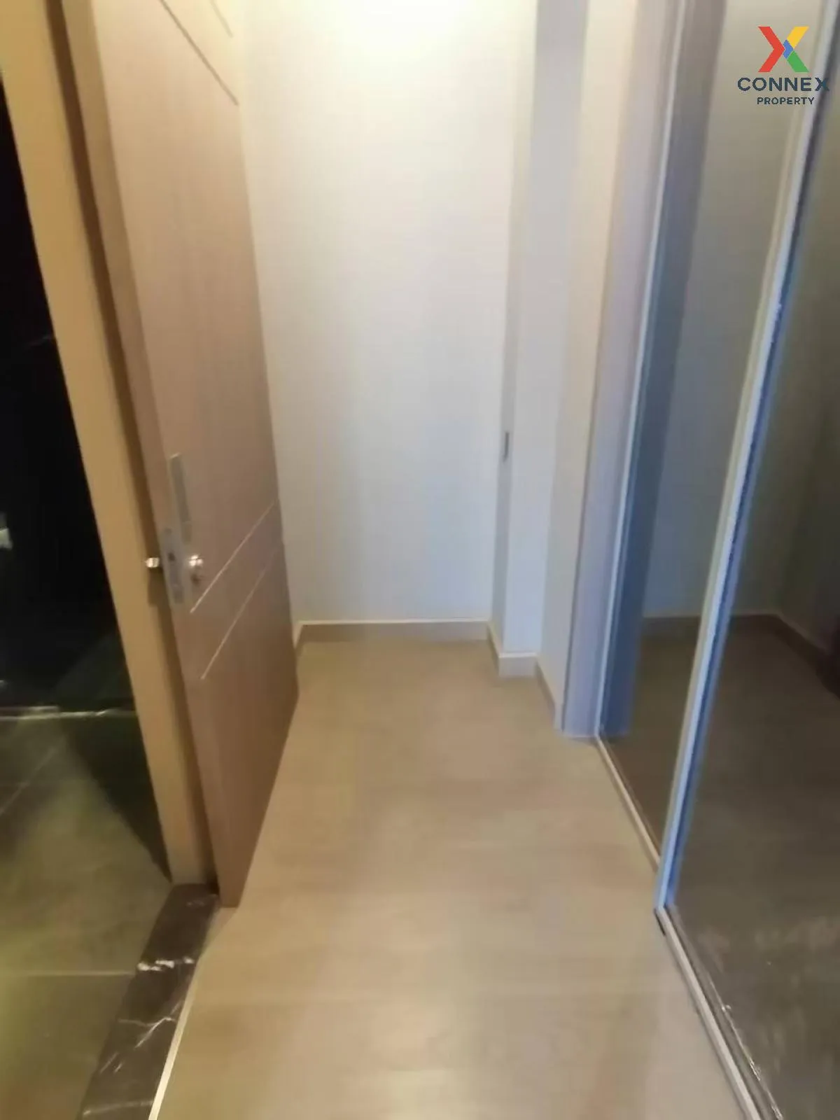 เช่าคอนโด  ดิ เอส แอท สิงห์คอมเพล็กซ์ MRT-เพชรบุรี บางกะปิ เขต ห้