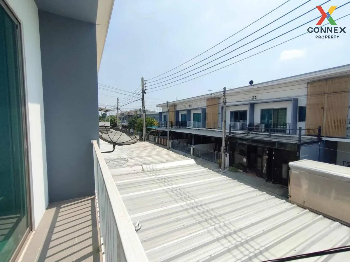 For Sale Townhouse/Townhome  , Me Modern Home Bangpa-in , Bang Kr For Sale Townhouse/Townhome  , Me Modern Home Bangpa-in , Bang Kr