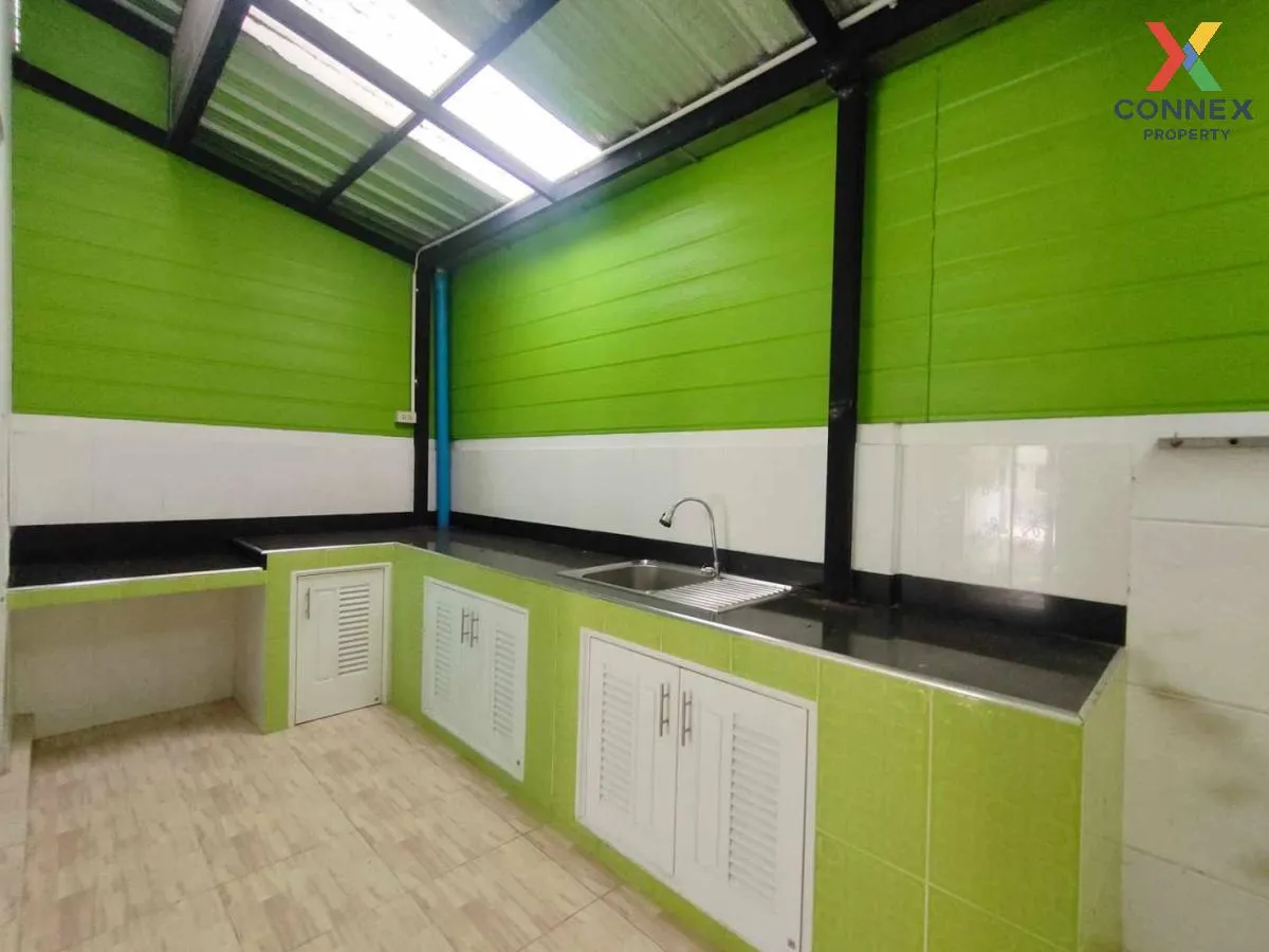 For Sale Townhouse/Townhome  , Me Modern Home Bangpa-in , Bang Kr For Sale Townhouse/Townhome  , Me Modern Home Bangpa-in , Bang Kr