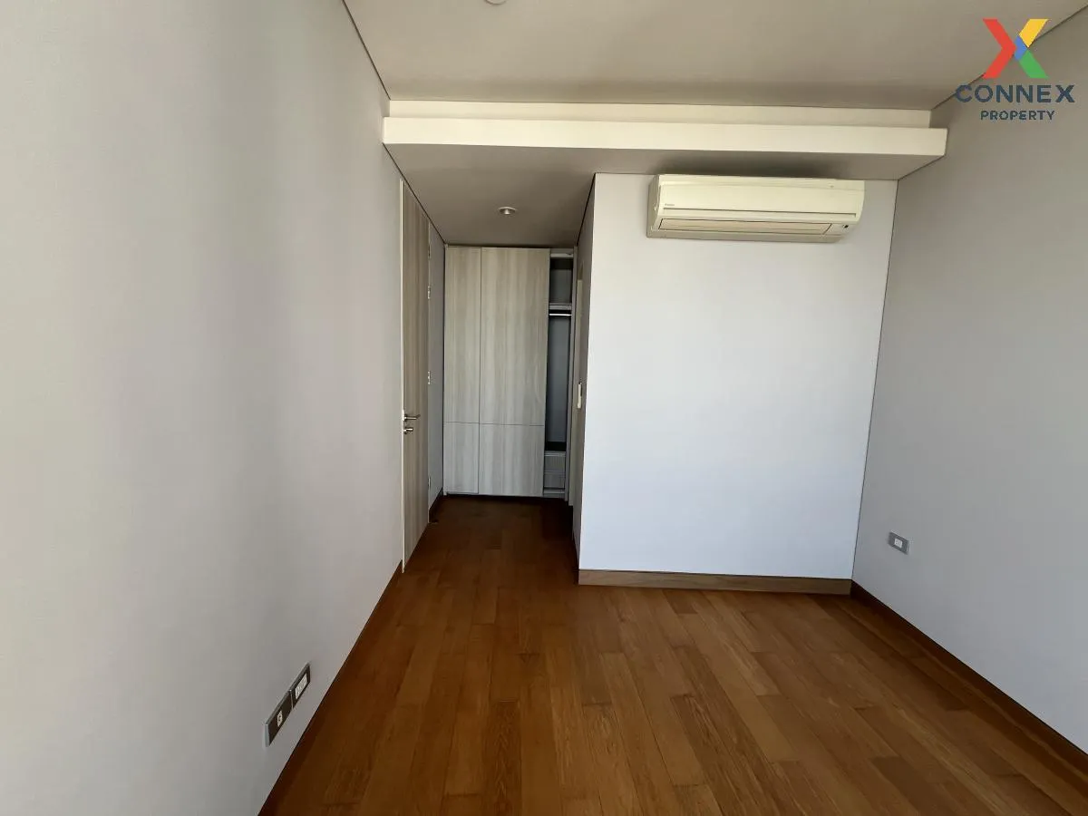 For Sale Condo , The Lumpini 24 , nice view , high floor , BTS-Ph