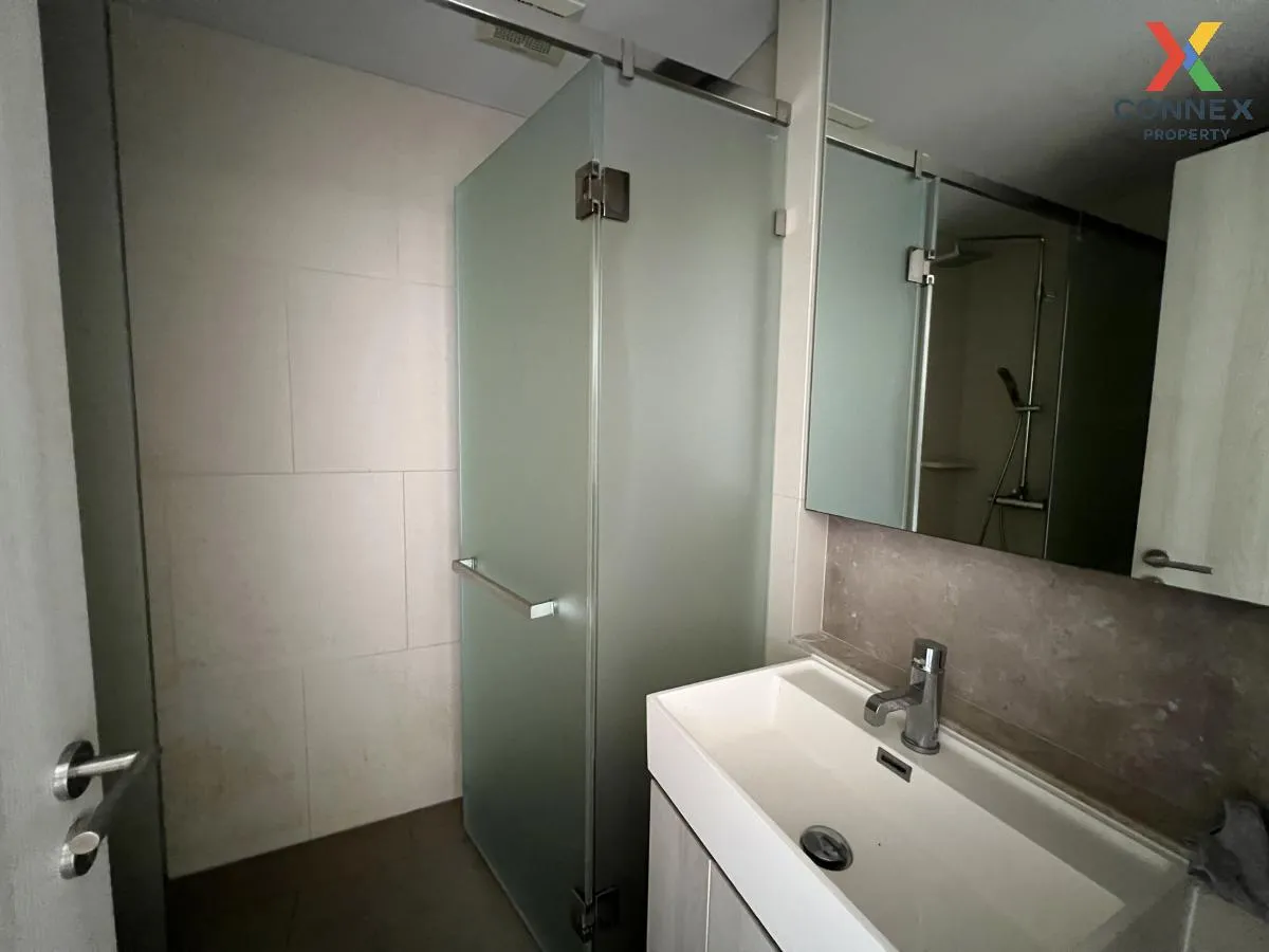 For Sale Condo , The Lumpini 24 , nice view , high floor , BTS-Ph