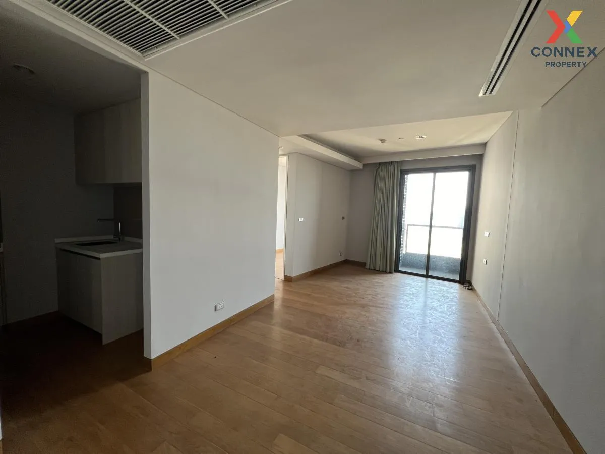 For Sale Condo , The Lumpini 24 , nice view , high floor , BTS-Ph 1