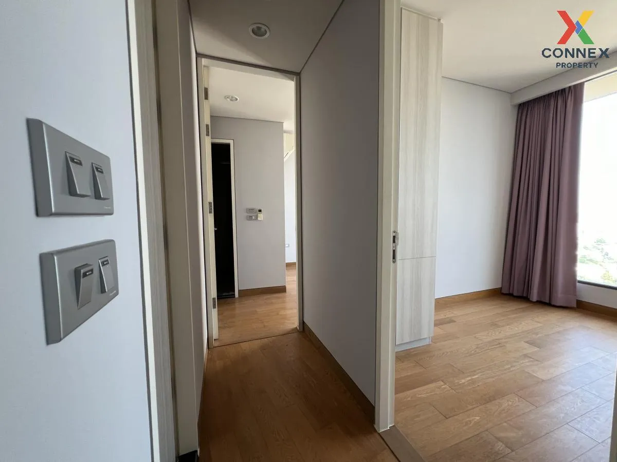 For Sale Condo , The Lumpini 24 , nice view , high floor , BTS-Ph