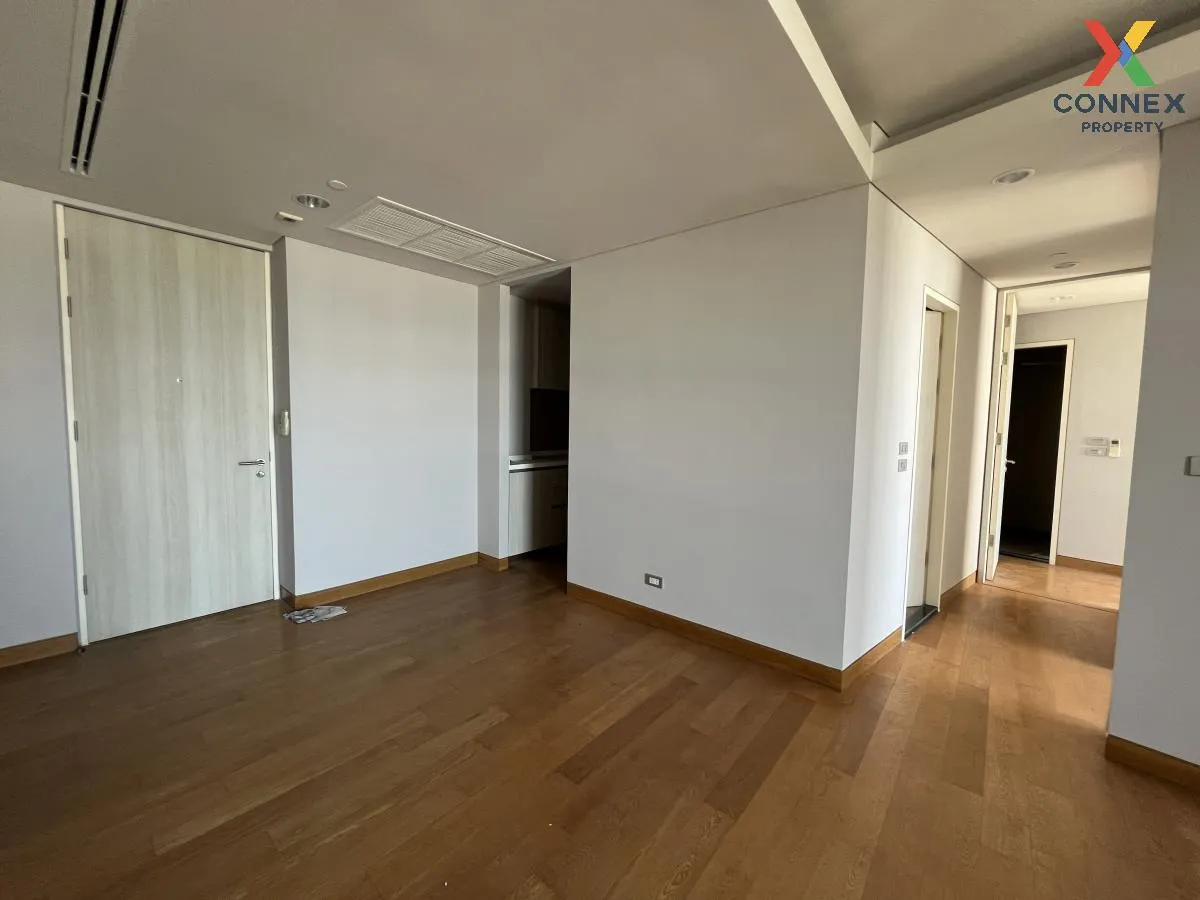 For Sale Condo , The Lumpini 24 , nice view , high floor , BTS-Ph 3