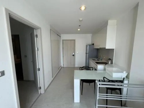 For Rent Condo , RHYTHM Sukhumvit 42 , high floor , BTS-Ekkamai , Phra Khanong , Khlong Toei , Bangkok , CX-96982