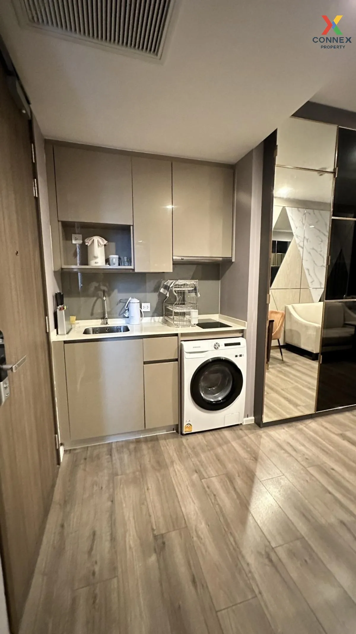 เช่าคอนโด  วิสดอม เอสเซ้นส์ BTS-ปุณณวิถี พระโขนง เขต คลองเตย กรุง