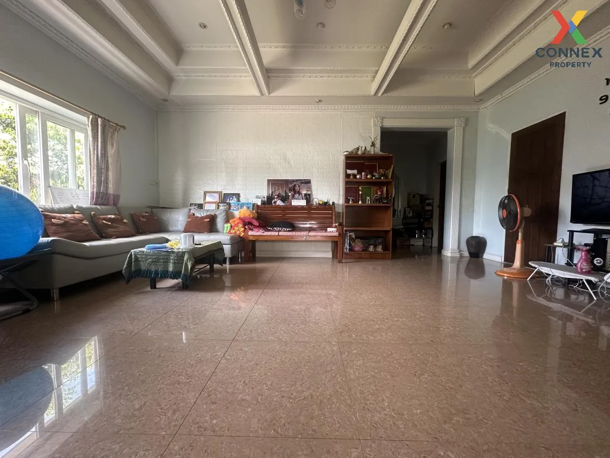 For Sale House , Romsuk Village 7 , corner unit , Ban Chang , Ban For Sale House , Romsuk Village 7 , corner unit , Ban Chang , Ban 3