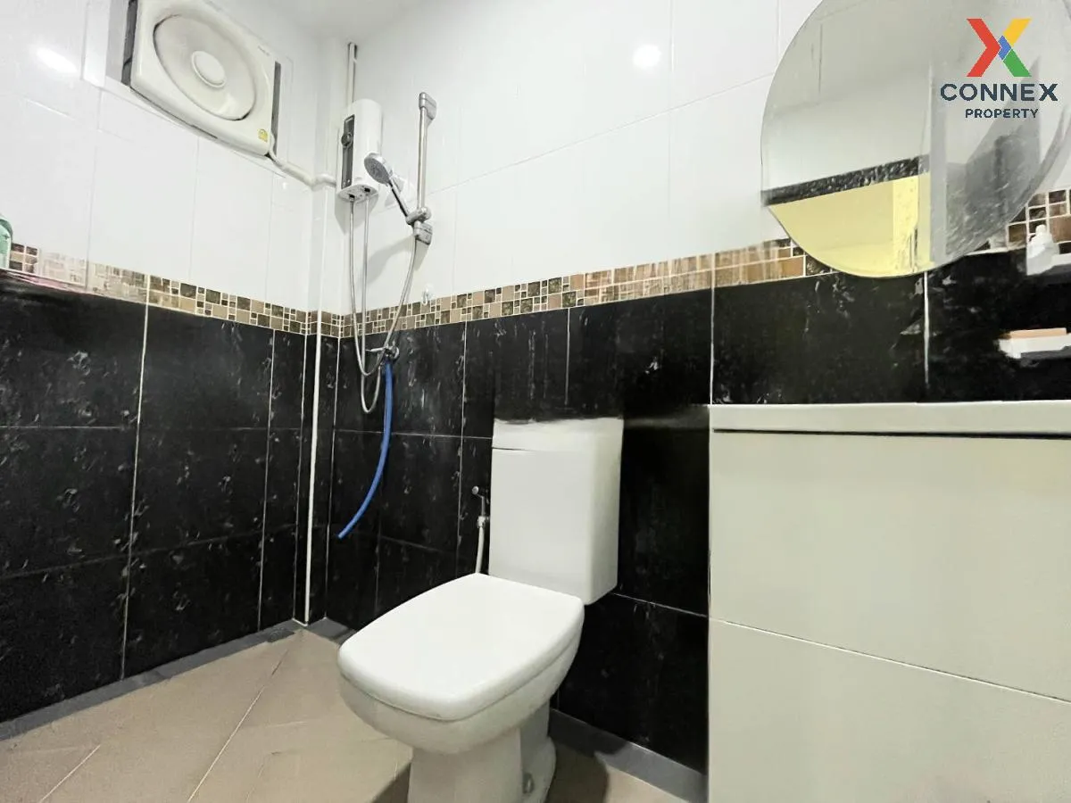 For Sale House , Baan Subthanee 3 Rangsit - Klong 9 , corner unit