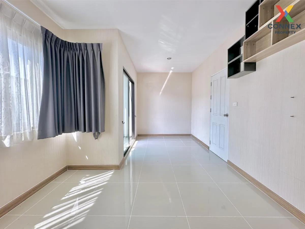 ขายทาวน์เฮ้าส์/ทาวน์โฮม  บ้าน ลภาวัน 3 MRT-ตลาดบางใหญ่ เสาธงหิน บ