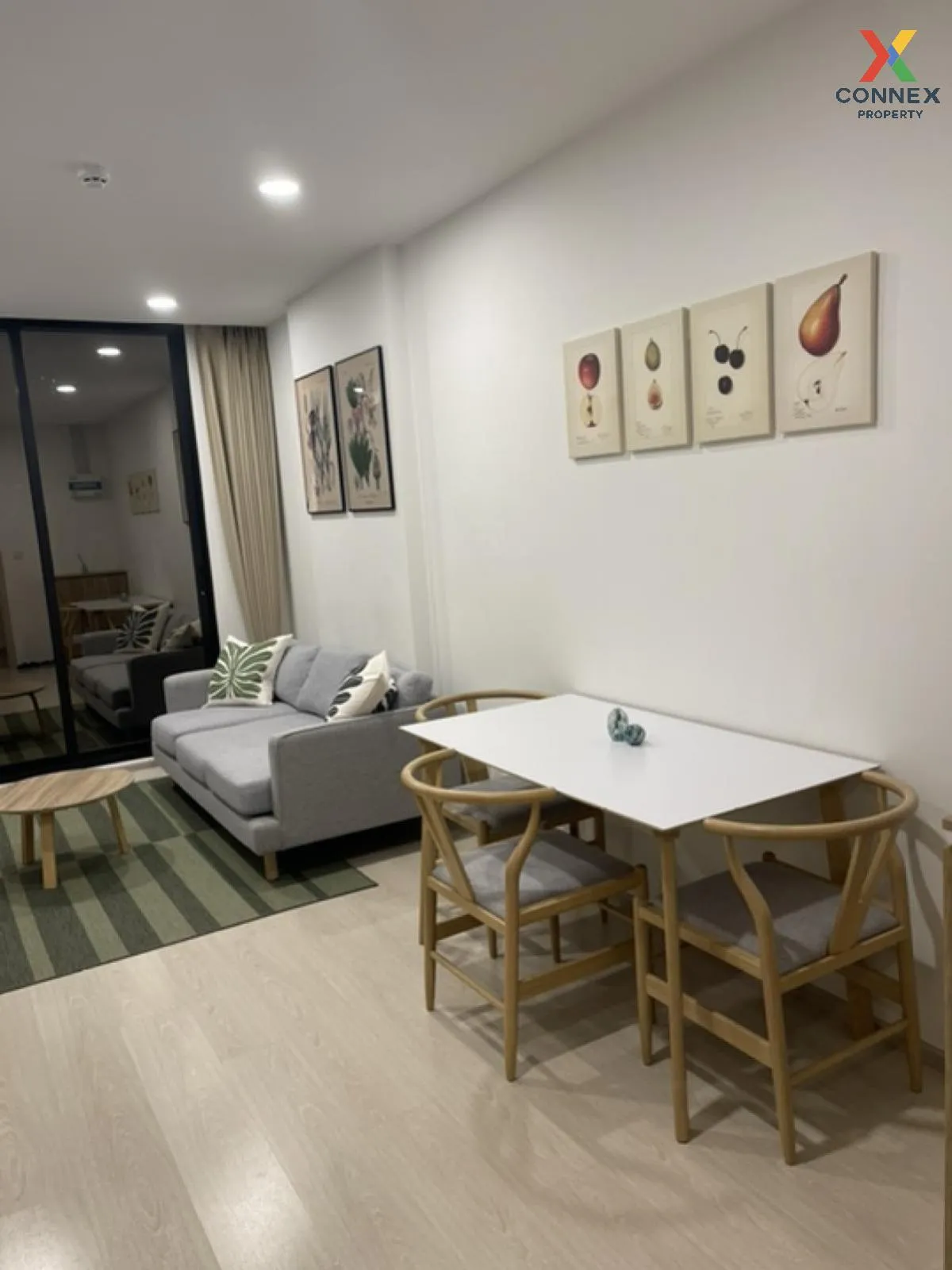 เช่าคอนโด   โนเบิล แอมเบียนส์ สุขุมวิท 42 BTS-เอกมัย พระโขนง เขต 