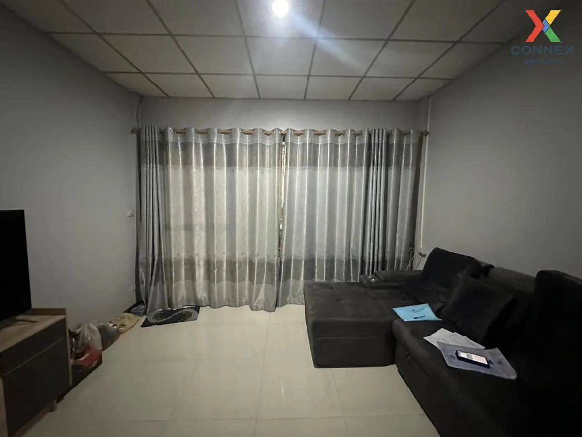 For Sale Townhouse/Townhome  , Baan Tawanna Chatuchot 12 , O Ngoe 4