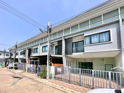 ขายทาวน์เฮ้าส์/ทาวน์โฮม  บ้านลภาวัน 23 ลำโพ บางบัวทอง นนทบุรี CX-97363