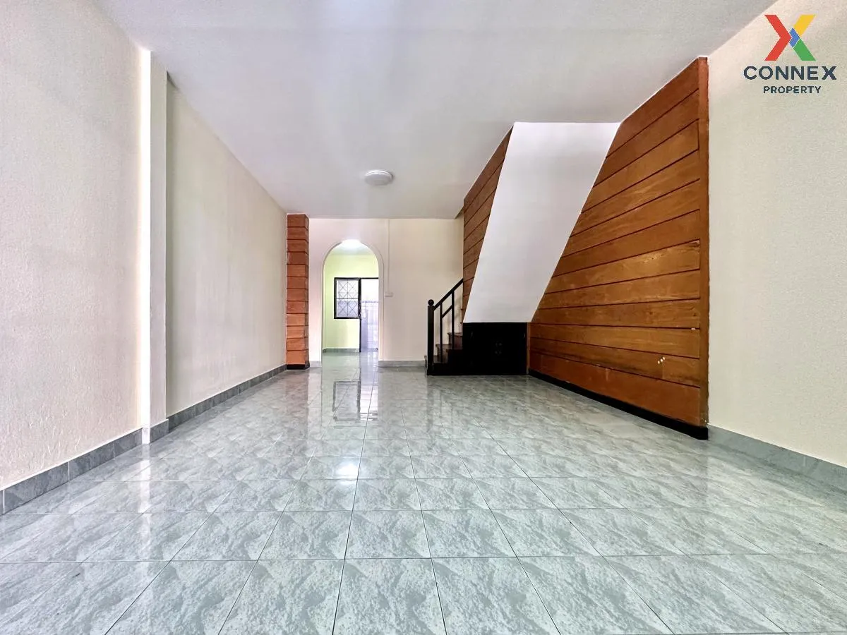 ขายทาวน์เฮ้าส์/ทาวน์โฮม  บ้านเสนาวิลล่า 3 ท่าแร้ง เขต บางเขน กรุง 3