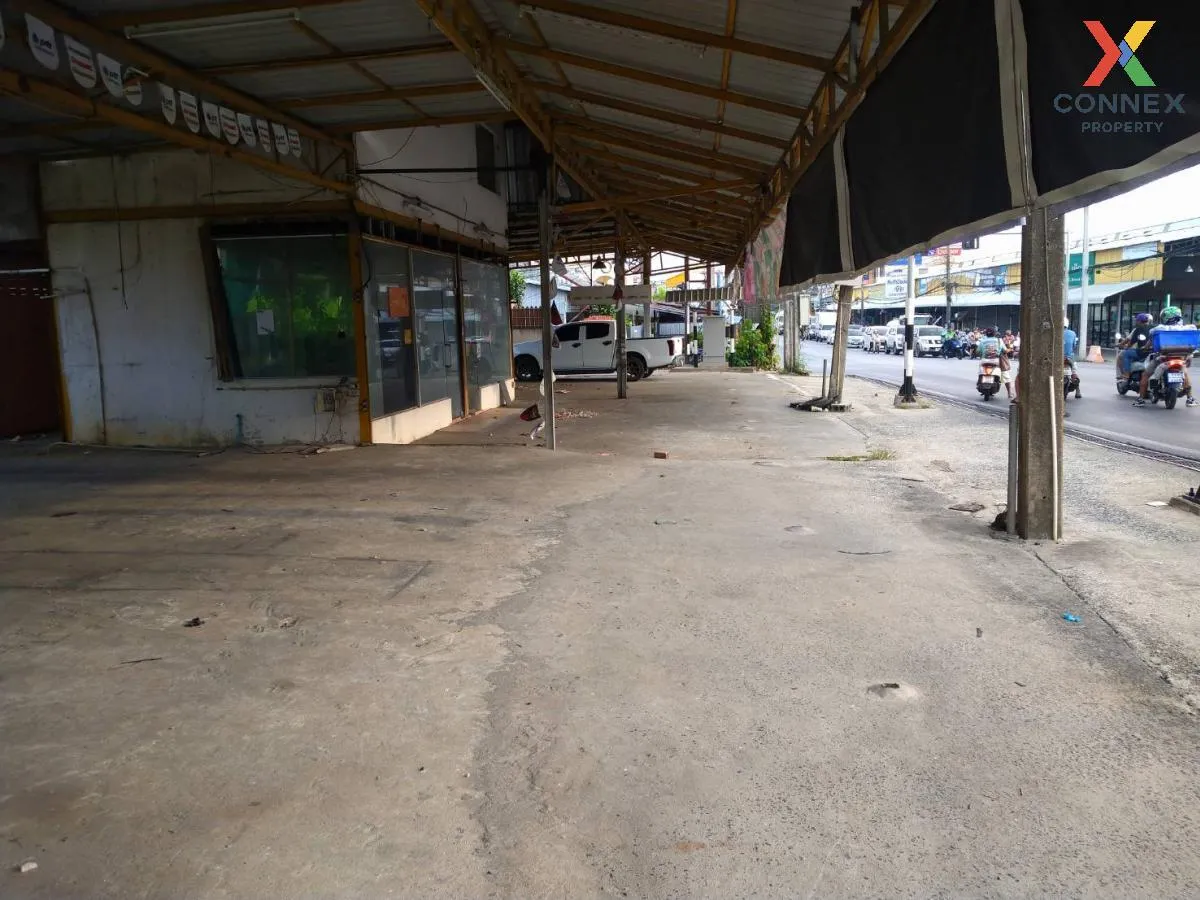 For Sale Land on main road Mueng Phuket , corner unit , wide fron 4
