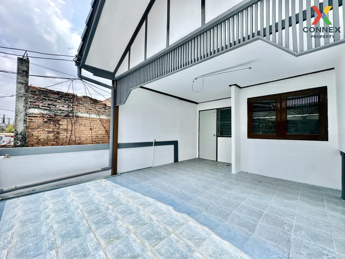 ขายทาวน์เฮ้าส์/ทาวน์โฮม  บ้านเลิศอุบล 4 ลาดพร้าว เขต ลาดพร้าว กรุ