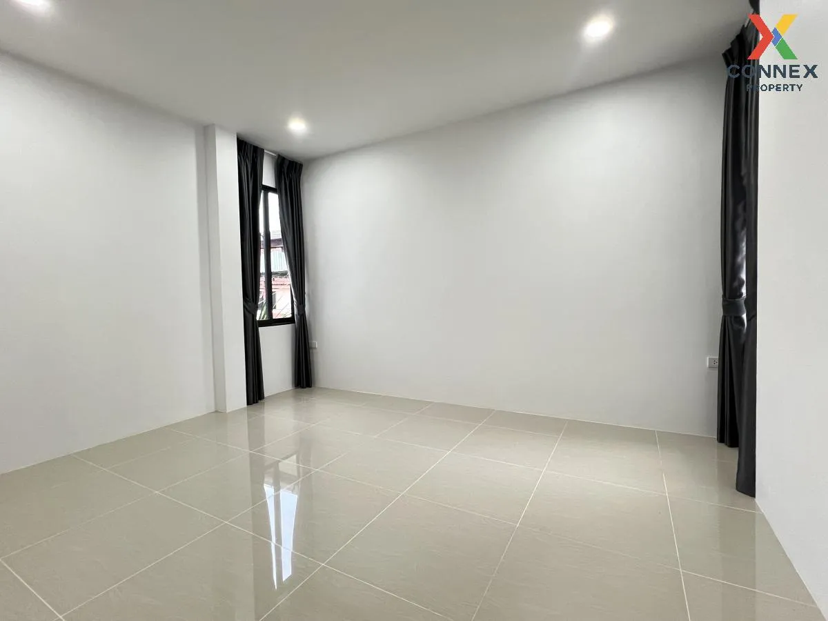ขายบ้านเดี่ยว สร้างใหม่ พร้อมอยู่ ประชาอุทิศ 54 รีโนเวทใหม่ ทุ่งค ขายบ้านเดี่ยว สร้างใหม่ พร้อมอยู่ ประชาอุทิศ 54 รีโนเวทใหม่ ทุ่งค