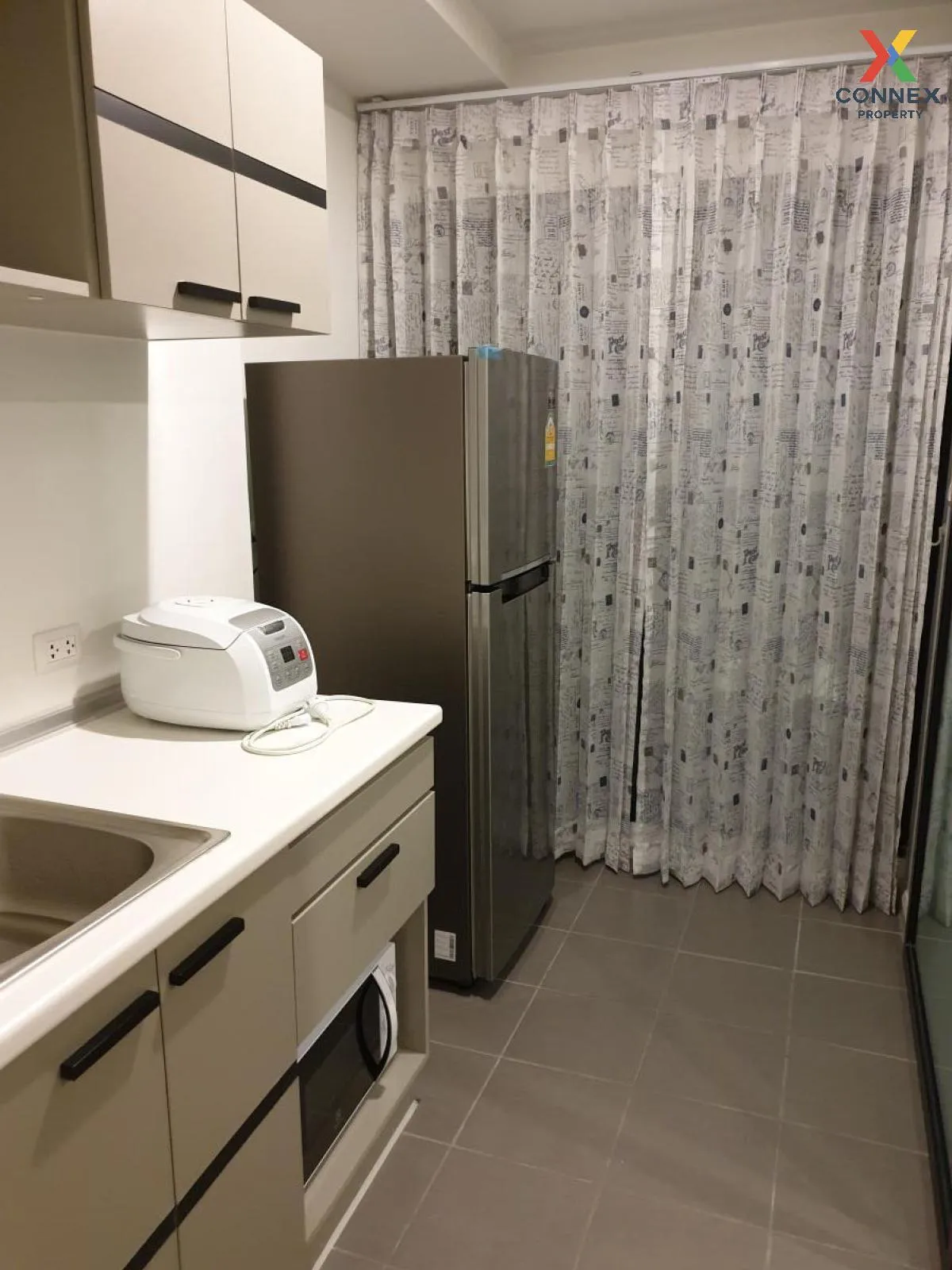 ขายคอนโด  ดิ เอ็กซ์เซล กรูฟ ลาซาล 52 BTS-แบริ่ง บางนา เขต บางนา ก 3