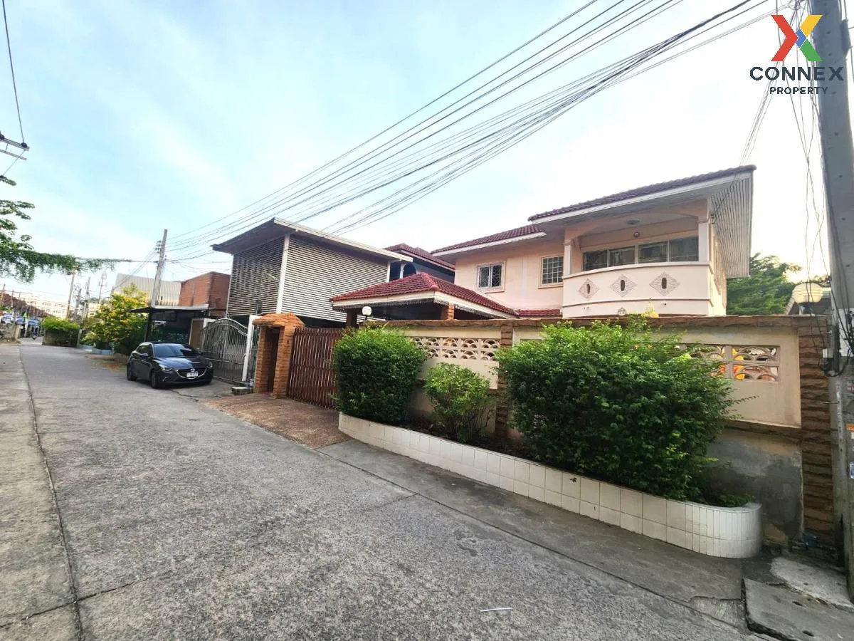 ขายบ้าน  หมู่บ้านเกษมทอง ซอยเพชรเกษม 114 หนองค้างพลู เขต หนองแขม  2