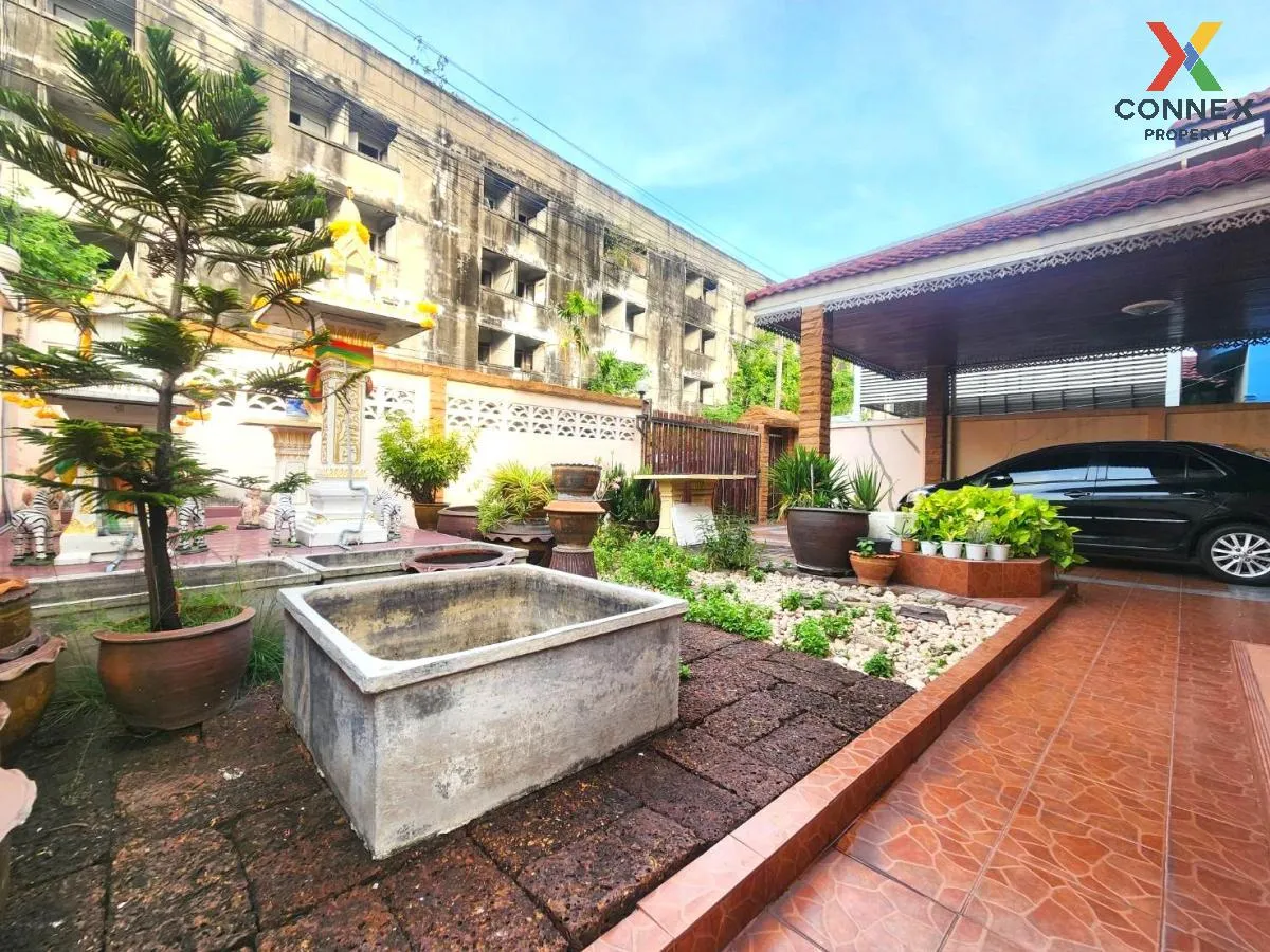 ขายบ้าน  หมู่บ้านเกษมทอง ซอยเพชรเกษม 114 หนองค้างพลู เขต หนองแขม 