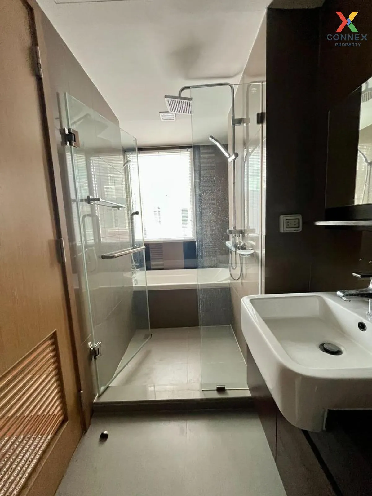 ขายคอนโด  อินเตอร์ ลักส์ พรีเมียร์ สุขุมวิท 13 MRT-เพชรบุรี คลองต